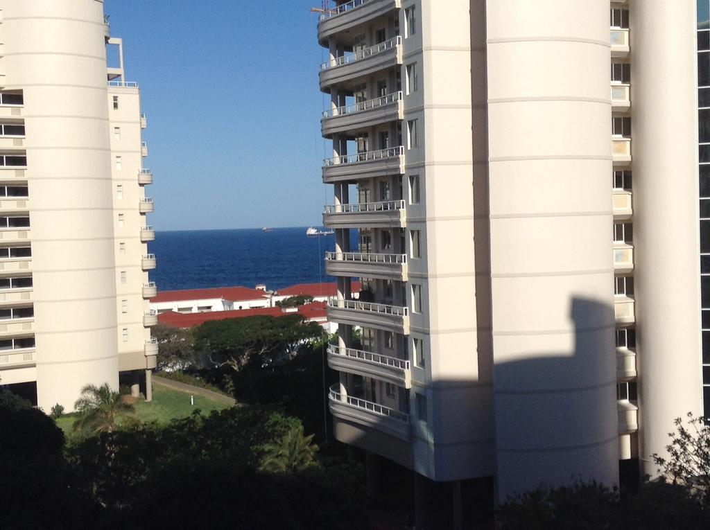 304 Lighthouse Mall Umhlanga Rocks Εξωτερικό φωτογραφία